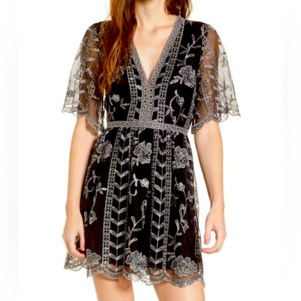 Socialite Black and Silver Lace Open Back Dress - Size Small